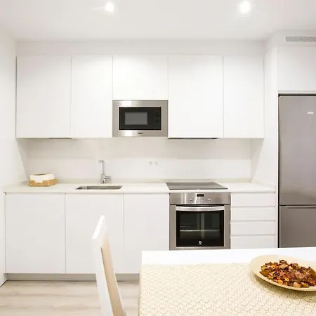 Piso En El Centro De Bilbao, Frente A La Alhondiga * בילבאו