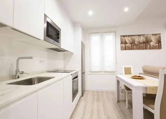 Piso En El Centro De Bilbao, Frente A La Alhondiga *