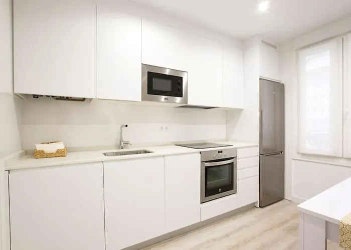 Piso En El Centro De Bilbao, Frente A La Alhondiga Bilbao